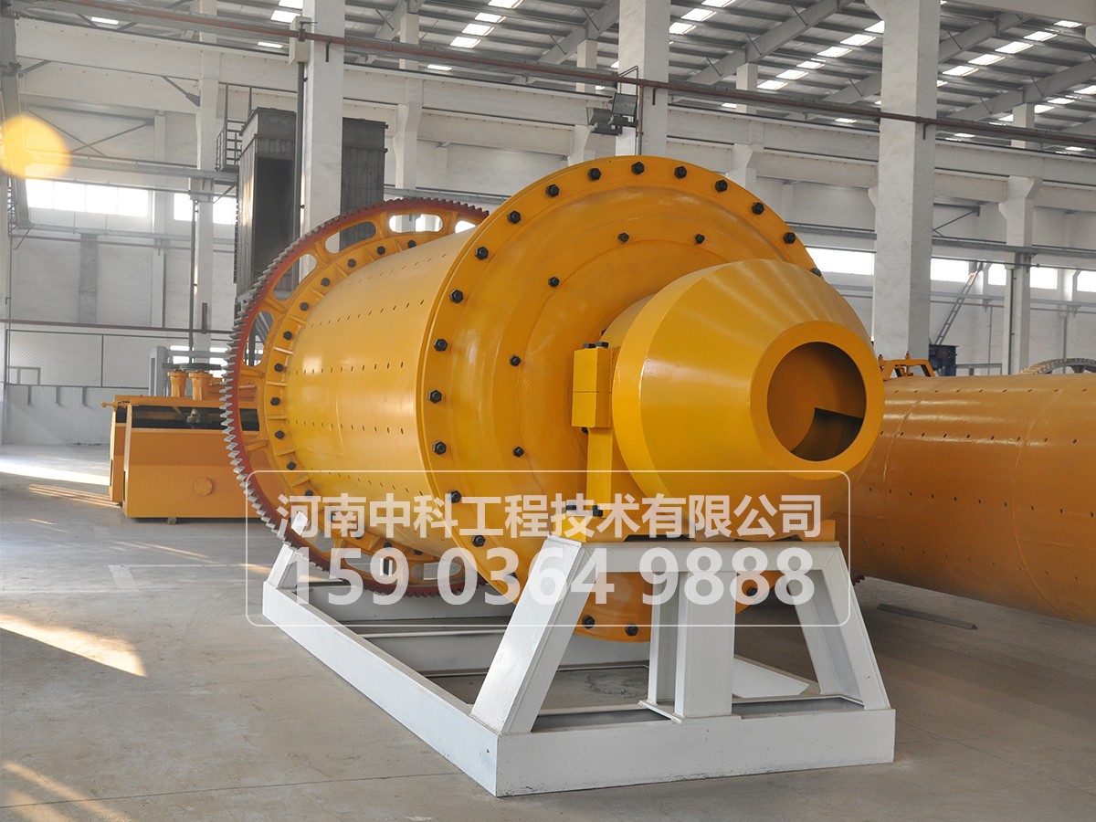 球磨機(jī)易損件的材質(zhì)、壽命和備用量是多少？